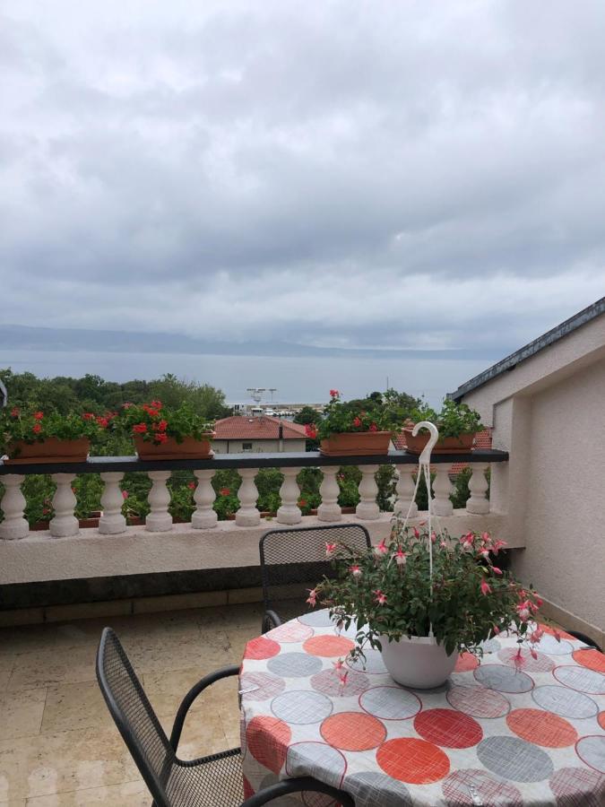 Apartment Bojana Novi Vinodolski Buitenkant foto