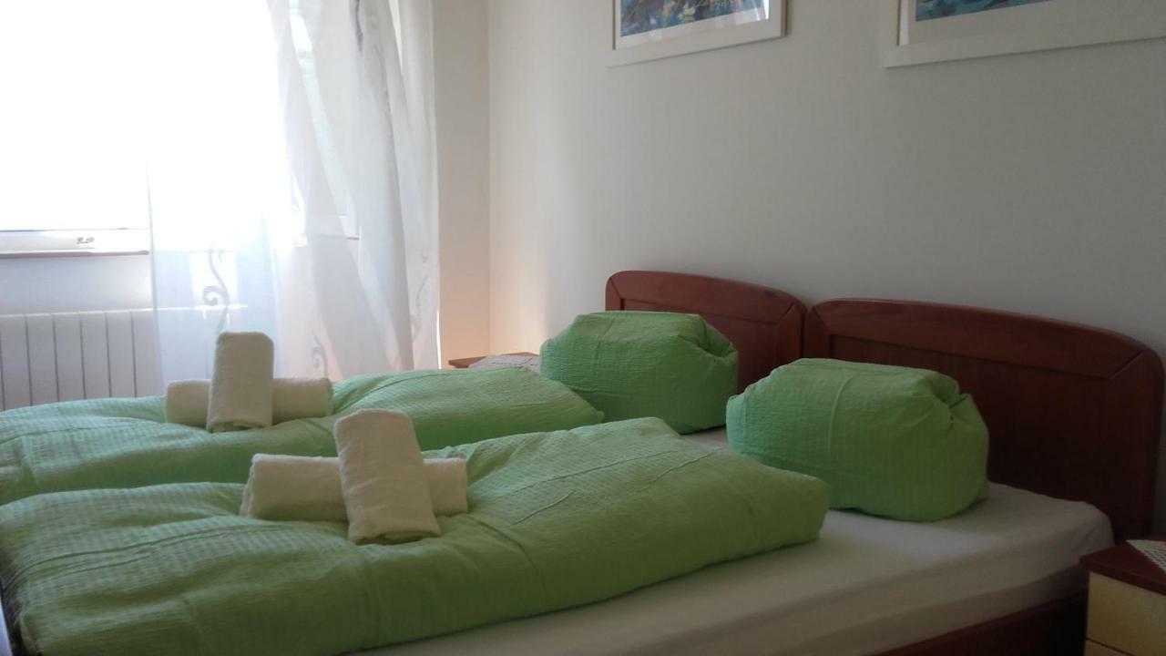 Apartment Bojana Novi Vinodolski Buitenkant foto